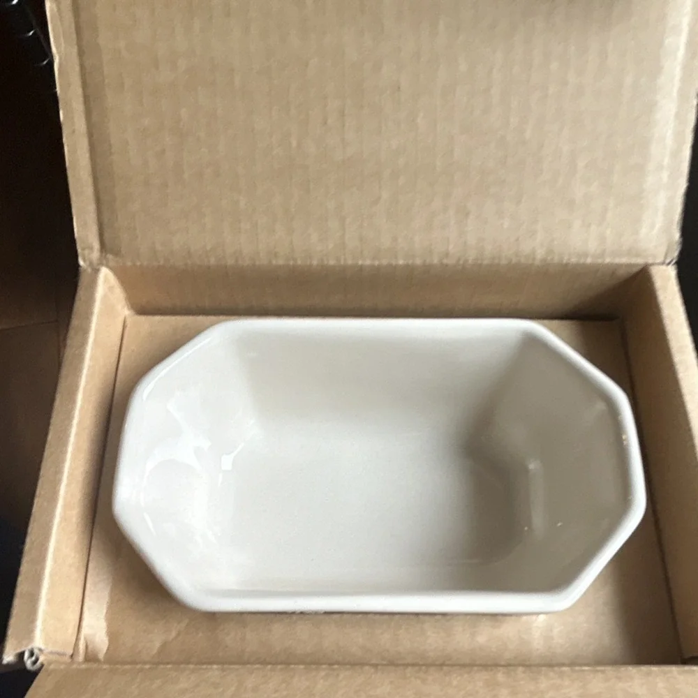 Longaberger Nature's Garland Embossed Dish Ivory Ceramic Rectangular Boxed